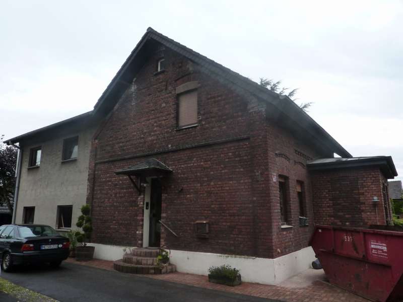 Bild von EnergieTechnik.NRW - Ing. Wolfgang Schmitz - Titel: Energetische Komplettsanierung, WDVS, Fenster, Heizung, Erneuerbare Energien