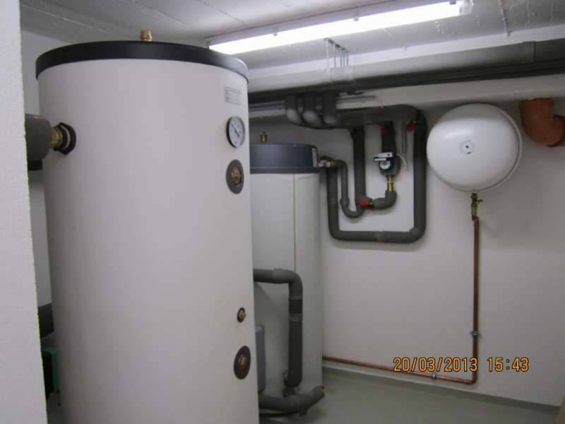 Bild von EnergieTechnik.NRW - Ing. Wolfgang Schmitz - Titel: Warmwasser-Versorgung Haus und Schwimmbad, Ruhrtal-Energie-Technik