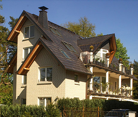 Bild von Lee Day Master Craftsman - Titel: Dauerhaft vor Regen, Hitze, K&auml;lte und L&auml;rm gesch&uuml;tzt.