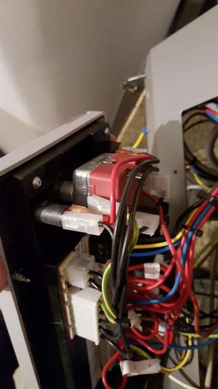 BAU.DE / BAU-Forum: 4. Bild zu Antwort "Anlagen&uuml;bersicht Exotherm: Fu&szlig;bodenheizung & Heizk&ouml;rper ung&uuml;nstig" auf die Frage "Sole-Wasser-W&auml;rmepumpe von Exotherm: Erfahrungen, Probleme & Fachleute finden?" im BAU-Forum "Nutzung alternativer Energieformen"