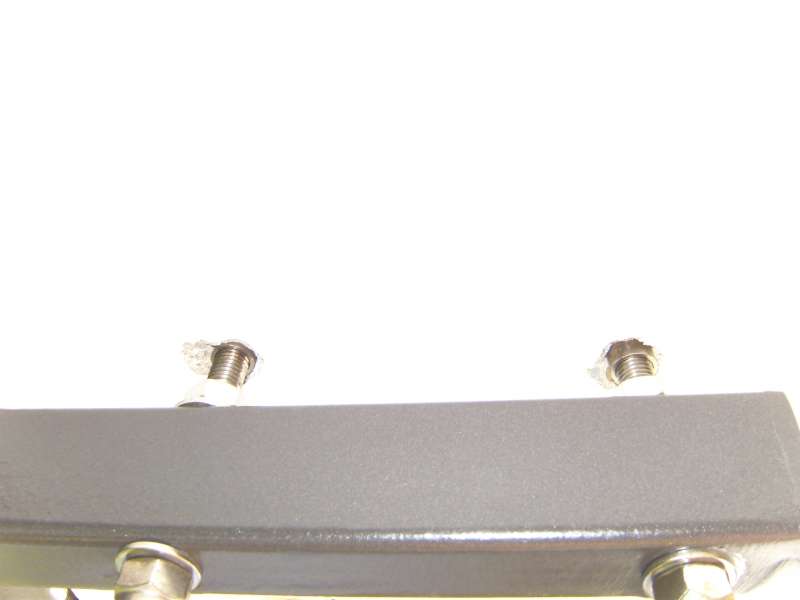 BAU.DE / BAU-Forum: 3. Bild zu Frage "Balkongel&auml;nder Befestigung: Gewindestangen in Betondecke zul&auml;ssig? Sicherheit & Vorschriften" im BAU-Forum "Architekt / Architektur"