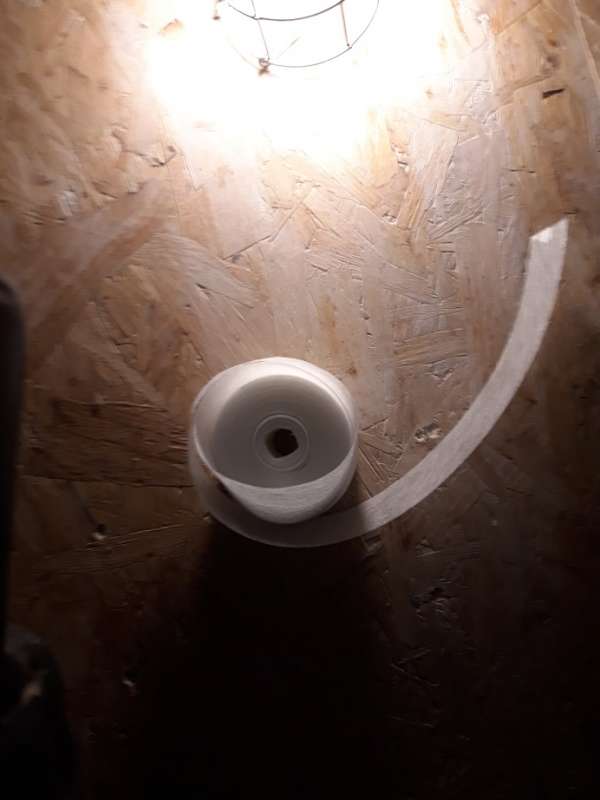 BAU.DE / BAU-Forum: 1. Bild zu Frage "Malervlies Notwendig oder kann man direkt den Rigips anstreichen?" im BAU-Forum "Ausbauarbeiten"