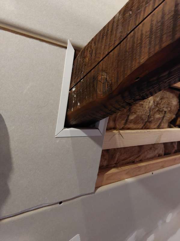 BAU.DE / BAU-Forum: 4. Bild zu Frage "Deckenbalken verkleiden mit Gipskarton: Ideen, Aufbau & Risiken im Altbau?" im BAU-Forum "Ausbauarbeiten" BAU.DE / BAU-Forum: 4. Bild zu Frage "Deckenbalken verkleiden mit Gipskarton: Ideen, Aufbau & Risiken im Altbau?" im BAU-Forum "Ausbauarbeiten"