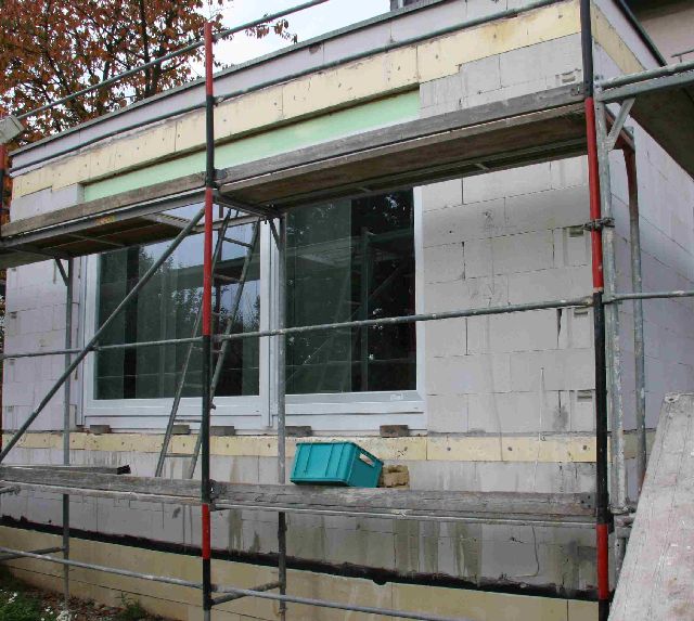 BAU.DE / BAU-Forum: 1. Bild zu Frage "Rollladenkasten nachtr&auml;glich d&auml;mmen: Kosten, Materialien & Anleitung f&uuml;r Altbau?" im BAU-Forum "Au&szlig;enw&auml;nde und Fassaden"