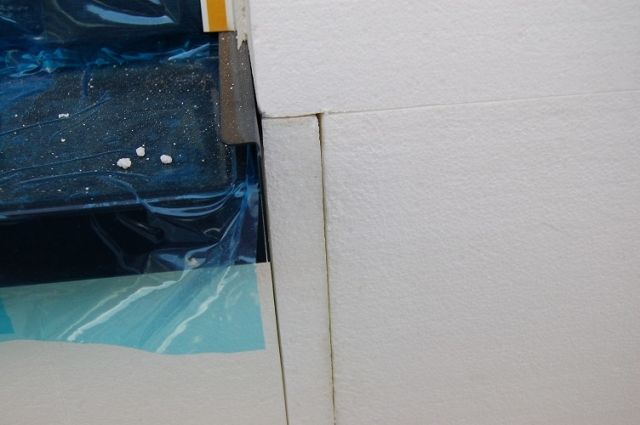 BAU.DE / BAU-Forum: 1. Bild zu Frage "WDVS D&auml;mmung Geb&auml;ude&ouml;ffnungen: St&uuml;ckelung bei Fensterb&auml;nken mangelhaft? Meinung?" im BAU-Forum "Au&szlig;enw&auml;nde und Fassaden"