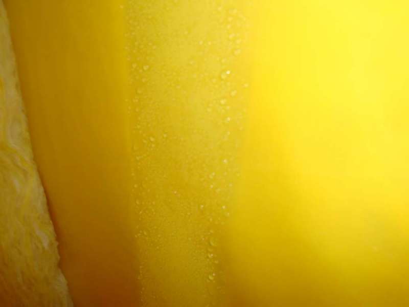 BAU.DE / BAU-Forum: 1. Bild zu Frage "Kondenswasser auf Dampfsperre in Bauphase: Ursachen, Beseitigung & Schimmelpr&auml;vention?" im BAU-Forum "Au&szlig;enw&auml;nde und Fassaden"