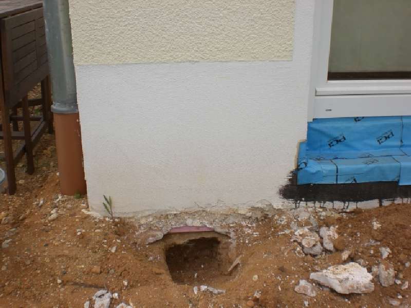 BAU.DE / BAU-Forum: 1. Bild zu Frage "Außenwandabdichtung & Bodenplatte nachträglich abdichten: Kosten, Methoden, Risiken?" im BAU-Forum "Außenwände und Fassaden" BAU.DE / BAU-Forum: 1. Bild zu Frage "Außenwandabdichtung & Bodenplatte nachträglich abdichten: Kosten, Methoden, Risiken?" im BAU-Forum "Außenwände und Fassaden"