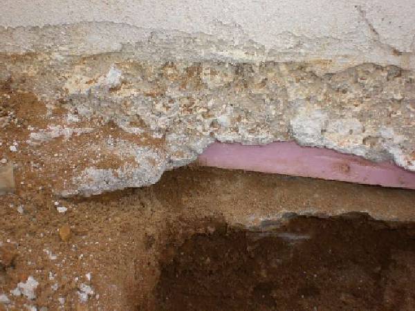 BAU.DE / BAU-Forum: 3. Bild zu Frage "Außenwandabdichtung & Bodenplatte nachträglich abdichten: Kosten, Methoden, Risiken?" im BAU-Forum "Außenwände und Fassaden" BAU.DE / BAU-Forum: 3. Bild zu Frage "Außenwandabdichtung & Bodenplatte nachträglich abdichten: Kosten, Methoden, Risiken?" im BAU-Forum "Außenwände und Fassaden"