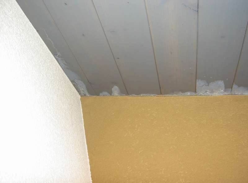 BAU.DE / BAU-Forum: 3. Bild zu Frage "Kondensat nach Fassadendämmung: Ursachen, Folgen & Sanierung der Untersichtschalung?" im BAU-Forum "Außenwände und Fassaden" BAU.DE / BAU-Forum: 3. Bild zu Frage "Kondensat nach Fassadendämmung: Ursachen, Folgen & Sanierung der Untersichtschalung?" im BAU-Forum "Außenwände und Fassaden"