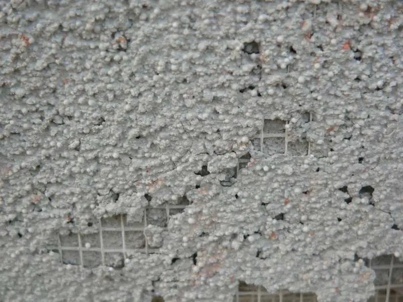 BAU.DE / BAU-Forum: 3. Bild zu Frage "Putz auf OSB-Platten: M&auml;ngel erkennen? Auftragsst&auml;rke, Haftung & Risiken in Bayern?" im BAU-Forum "Au&szlig;enw&auml;nde und Fassaden"