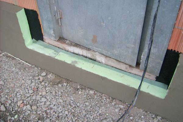 BAU.DE / BAU-Forum: 3. Bild zu Antwort "Wandaufbau: Bilder von Dickbeschichtung, Styrodur & Noppenbahn" auf die Frage "Noppenbahn an Dickbeschichtung Bodenplatte: Funktion, Schäden & nachträglicher Aufwand?" im BAU-Forum "Außenwände und Fassaden" BAU.DE / BAU-Forum: 3. Bild zu Antwort "Wandaufbau: Bilder von Dickbeschichtung, Styrodur & Noppenbahn" auf die Frage "Noppenbahn an Dickbeschichtung Bodenplatte: Funktion, Schäden & nachträglicher Aufwand?" im BAU-Forum "Außenwände und Fassaden"