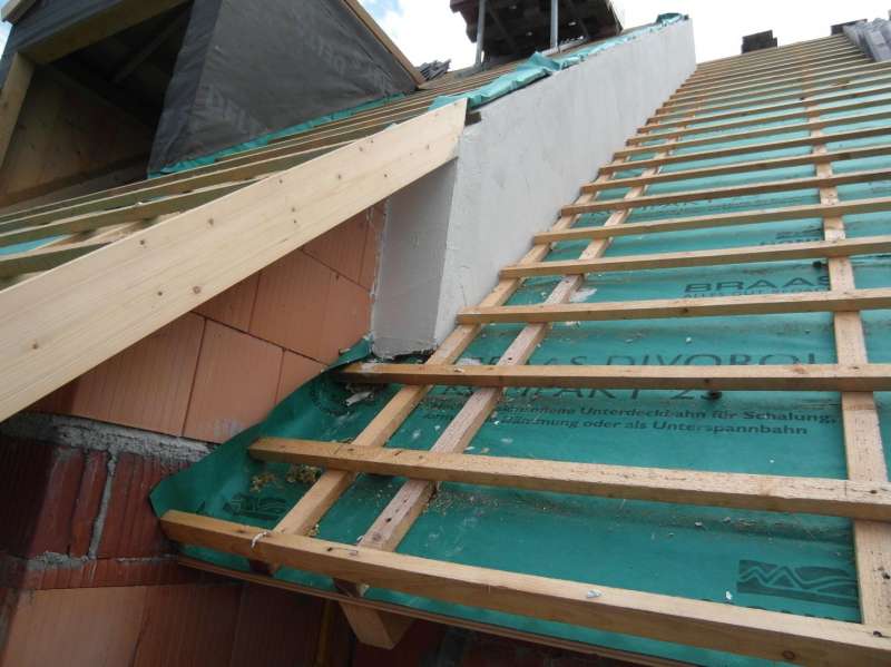 BAU.DE / BAU-Forum: 4. Bild zu Frage "Versetztes Haus Giebelseite: D&auml;mmung/Mauerwerk pr&uuml;fen? Kosten, Risiken, Gutachter" im BAU-Forum "Au&szlig;enw&auml;nde und Fassaden"