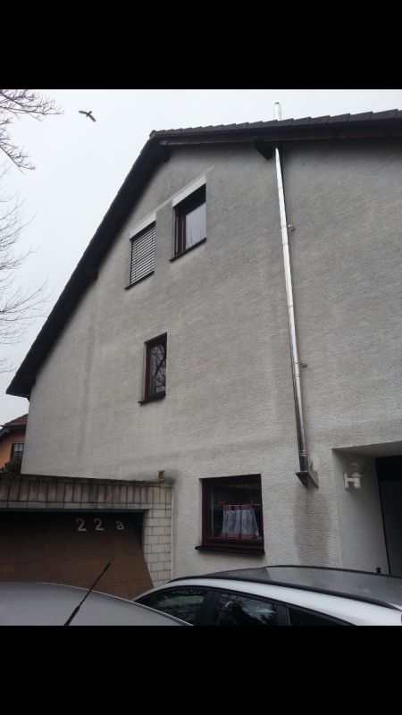 BAU.DE / BAU-Forum: 2. Bild zu Frage "Außenfassade nass?" im BAU-Forum "Außenwände und Fassaden" BAU.DE / BAU-Forum: 2. Bild zu Frage "Außenfassade nass?" im BAU-Forum "Außenwände und Fassaden"