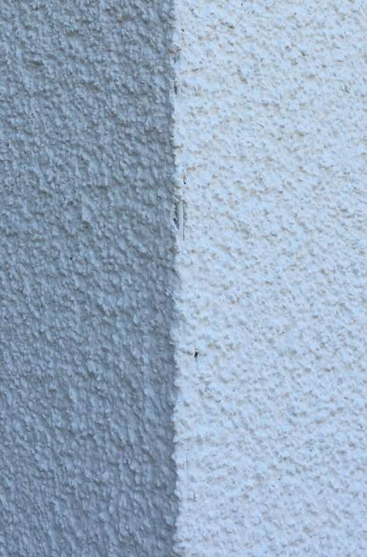 BAU.DE / BAU-Forum: 2. Bild zu Frage "Au&szlig;enputz &nbsp;-&nbsp; schlecht verrieben/Ecken schlecht" im BAU-Forum "Au&szlig;enw&auml;nde und Fassaden"