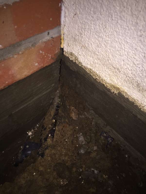 BAU.DE / BAU-Forum: 4. Bild zu Frage "Sockelabdichtung Terrassenbereich" im BAU-Forum "Au&szlig;enw&auml;nde und Fassaden"