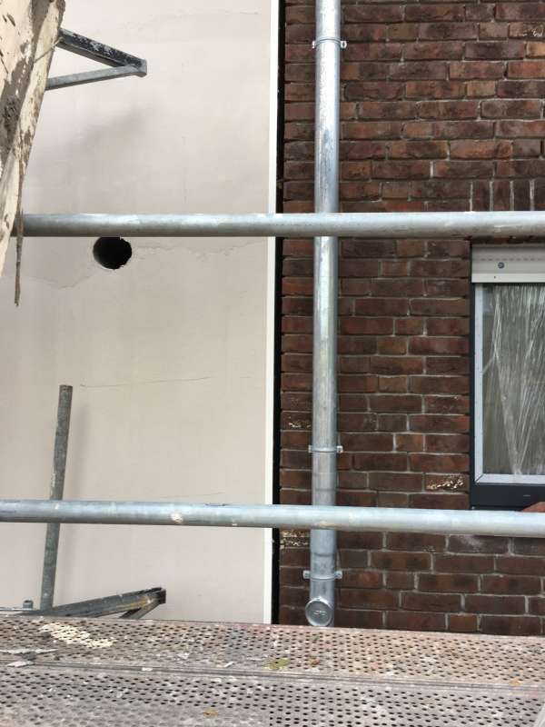 BAU.DE / BAU-Forum: 1. Bild zu Frage "L&uuml;cke zwischen Doppelhaush&auml;lften problematisch?" im BAU-Forum "Au&szlig;enw&auml;nde und Fassaden"