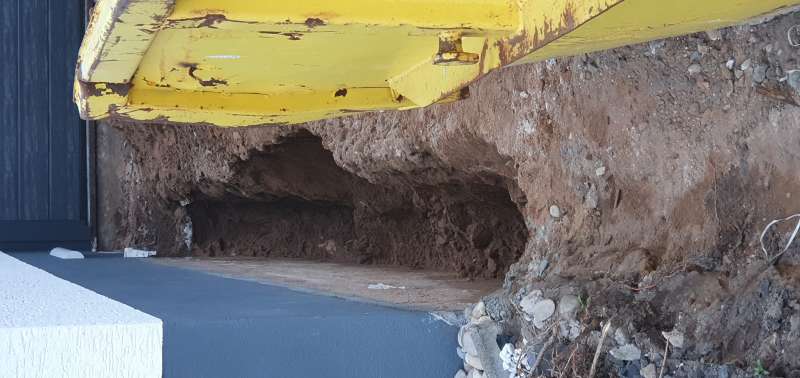 BAU.DE / BAU-Forum: 1. Bild zu Frage "Kellerwand abdichten" im BAU-Forum "Außenwände und Fassaden" BAU.DE / BAU-Forum: 1. Bild zu Frage "Kellerwand abdichten" im BAU-Forum "Außenwände und Fassaden"