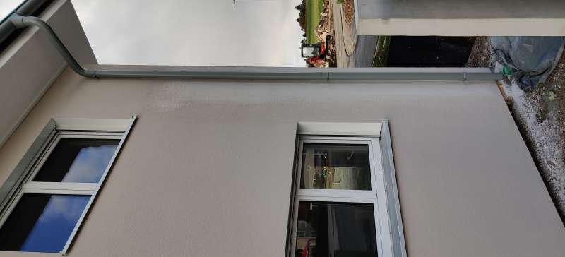 BAU.DE / BAU-Forum: 1. Bild zu Frage "Außenputz versaut" im BAU-Forum "Außenwände und Fassaden" BAU.DE / BAU-Forum: 1. Bild zu Frage "Außenputz versaut" im BAU-Forum "Außenwände und Fassaden"