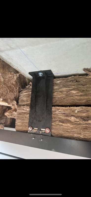 BAU.DE / BAU-Forum: 3. Bild zu Antwort "Wasserschaden Fassade" auf die Frage "Wasserschaden Fassade: Ursachen, Trocknung, Reparatur & Kosten für Eigentümer?" im BAU-Forum "Außenwände und Fassaden" BAU.DE / BAU-Forum: 3. Bild zu Antwort "Wasserschaden Fassade" auf die Frage "Wasserschaden Fassade: Ursachen, Trocknung, Reparatur & Kosten für Eigentümer?" im BAU-Forum "Außenwände und Fassaden"