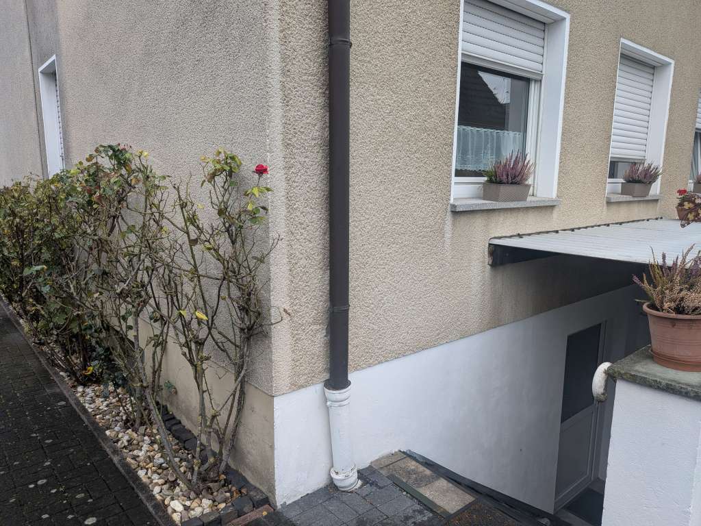 BAU.DE / BAU-Forum: 1. Bild zu Frage "Wer kontrolliert alte DIN Normen in NRW?" im BAU-Forum "Au&szlig;enw&auml;nde und Fassaden"