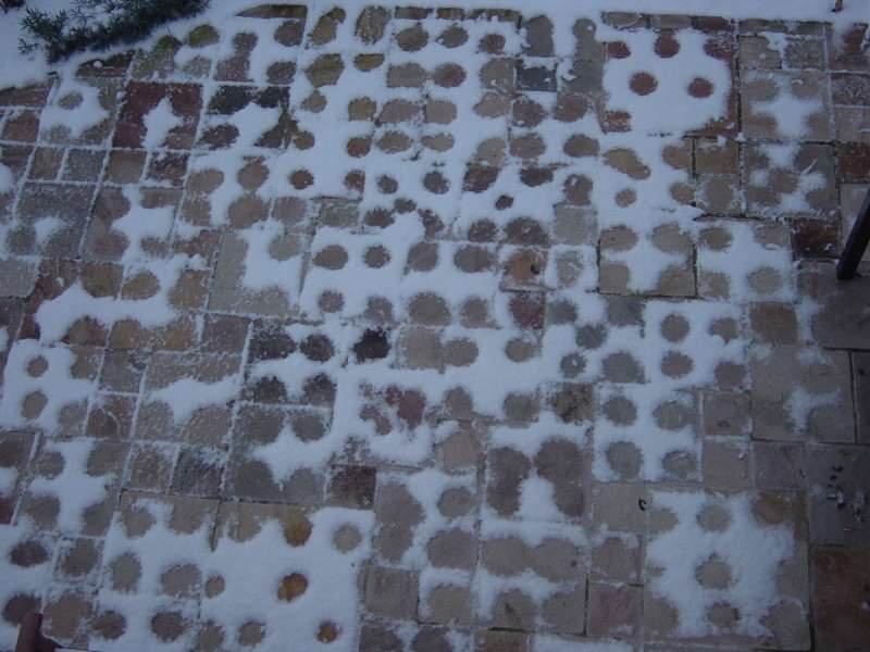 BAU.DE / BAU-Forum: 4. Bild zu Frage "M&auml;ngel bei der Terrasse" im BAU-Forum "Balkon und Terrasse"