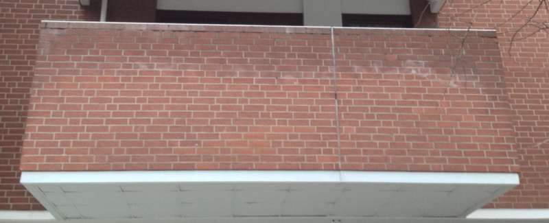 BAU.DE / BAU-Forum: 1. Bild zu Antwort "Entwässerung Balkon" auf die Frage "Balkonentwässerung nach Flachdachrichtlinie: Notwendigkeit, Gefälle & Alternativen?" im BAU-Forum "Balkon und Terrasse" BAU.DE / BAU-Forum: 1. Bild zu Antwort "Entwässerung Balkon" auf die Frage "Balkonentwässerung nach Flachdachrichtlinie: Notwendigkeit, Gefälle & Alternativen?" im BAU-Forum "Balkon und Terrasse"