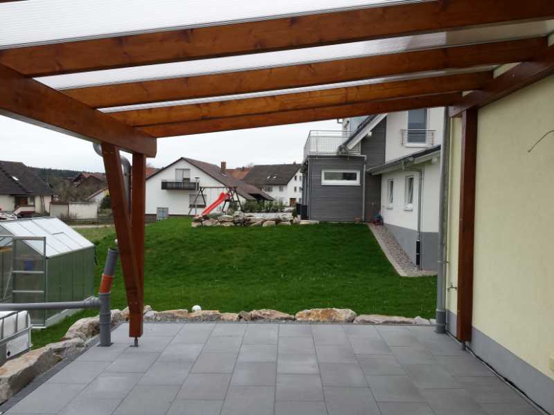 BAU.DE / BAU-Forum: 1. Bild zu Frage "Terrasse seitlich zumachen" im BAU-Forum "Balkon und Terrasse" BAU.DE / BAU-Forum: 1. Bild zu Frage "Terrasse seitlich zumachen" im BAU-Forum "Balkon und Terrasse"