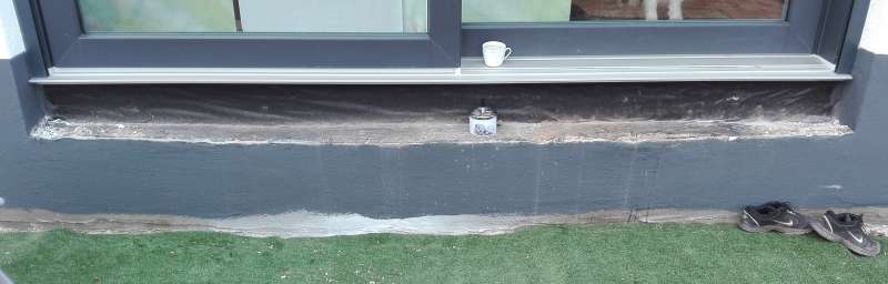 BAU.DE / BAU-Forum: 1. Bild zu Frage "SOS! Neubau &nbsp;-&nbsp; Abdichtung au&szlig;en bodenebene Terrassent&uuml;r" im BAU-Forum "Balkon und Terrasse"