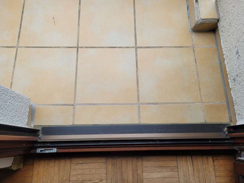 BAU.DE / BAU-Forum: 3. Bild zu Frage "Beste Technik zur Sanierung eines Balkon" im BAU-Forum "Balkon und Terrasse"