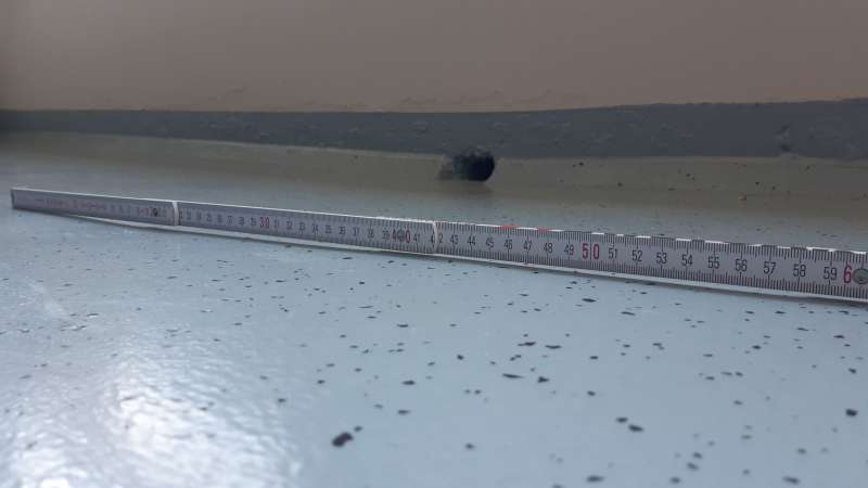 BAU.DE / BAU-Forum: 4. Bild zu Frage "Pf&uuml;tzen nach Balkonsanierung mit Fl&uuml;ssigkunststoff" im BAU-Forum "Balkon und Terrasse"