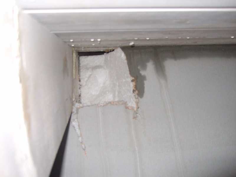 BAU.DE / BAU-Forum: 3. Bild zu Frage "Kondenswasser an Neubau im PH-Standard" im BAU-Forum "Bauphysik" BAU.DE / BAU-Forum: 3. Bild zu Frage "Kondenswasser an Neubau im PH-Standard" im BAU-Forum "Bauphysik"