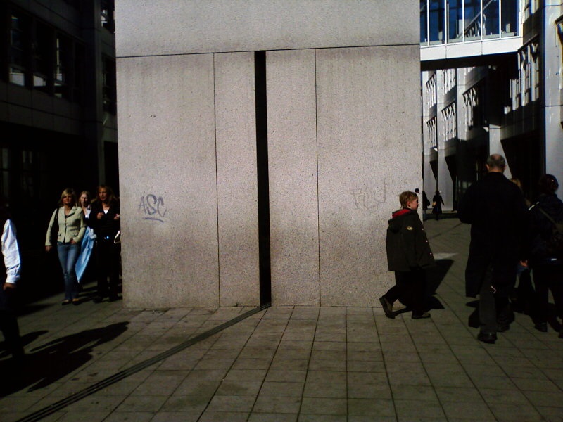 BAU.DE / BAU-Forum: 1. Bild zu Antwort "Wenn die Physik nicht so einfach w&auml;re" auf die Frage "Luftfeuchtigkeit in Garage reduzieren: Ursachen, L&ouml;sungen & Kosten f&uuml;r Entfeuchtung?" im BAU-Forum "Bauphysik"