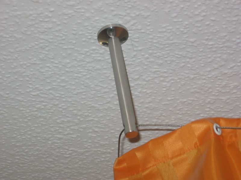 BAU.DE / BAU-Forum: 2. Bild zu Frage "Sauerkrautdecke: Badezimmer Duschvorhang Deckenaufhängung schief" im BAU-Forum "Baustoffe" BAU.DE / BAU-Forum: 2. Bild zu Frage "Sauerkrautdecke: Badezimmer Duschvorhang Deckenaufhängung schief" im BAU-Forum "Baustoffe"