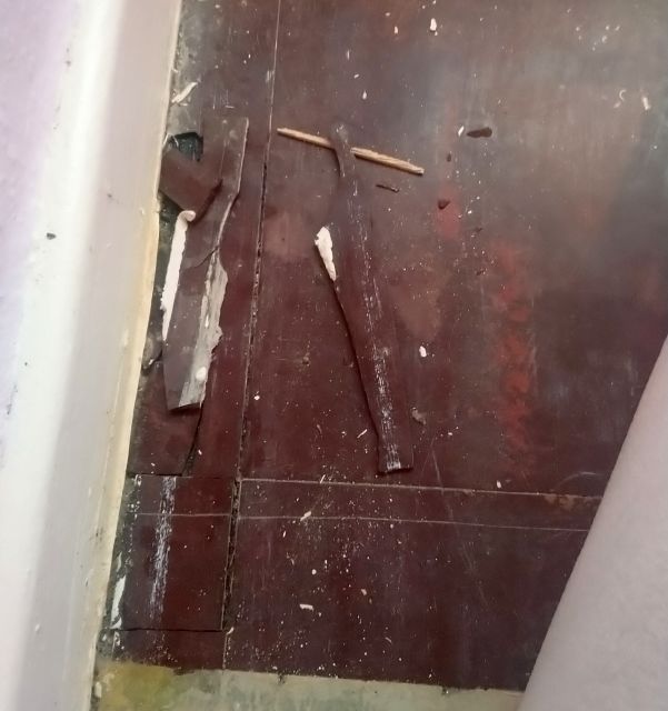 BAU.DE / BAU-Forum: 1. Bild zu Frage "Bodenbelag mit Asbest?" im BAU-Forum "Baustoffe"