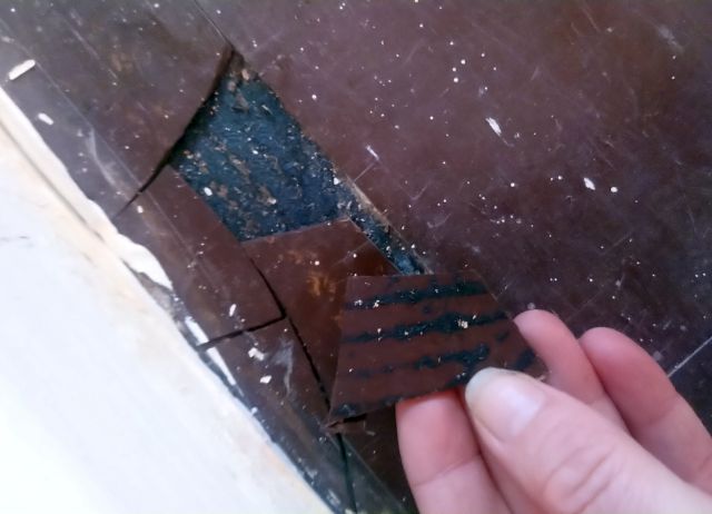 BAU.DE / BAU-Forum: 2. Bild zu Frage "Bodenbelag mit Asbest?" im BAU-Forum "Baustoffe"