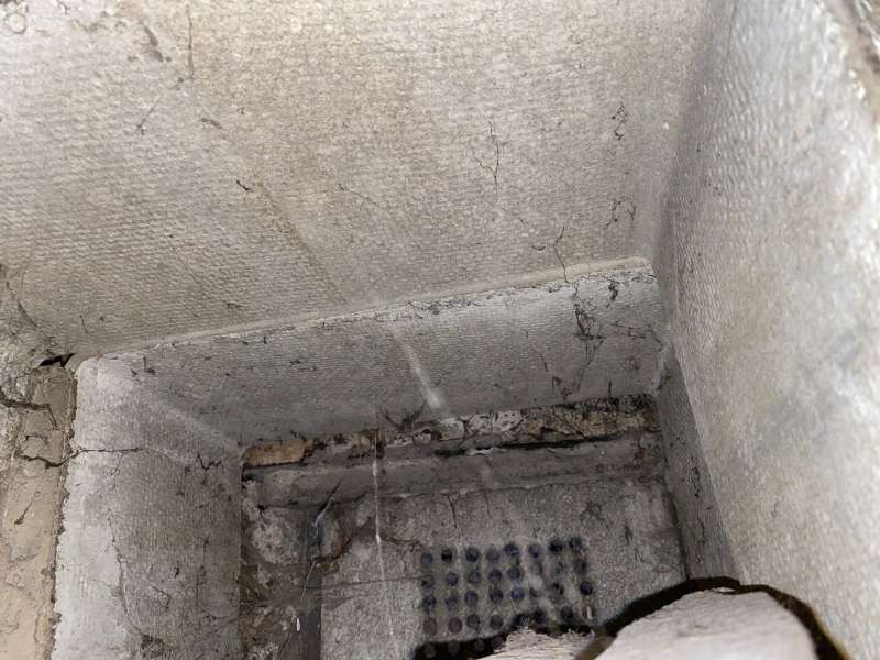 BAU.DE / BAU-Forum: 3. Bild zu Frage "L&uuml;ftungs&ouml;ffnung im Kriechkeller" im BAU-Forum "Baustoffe"