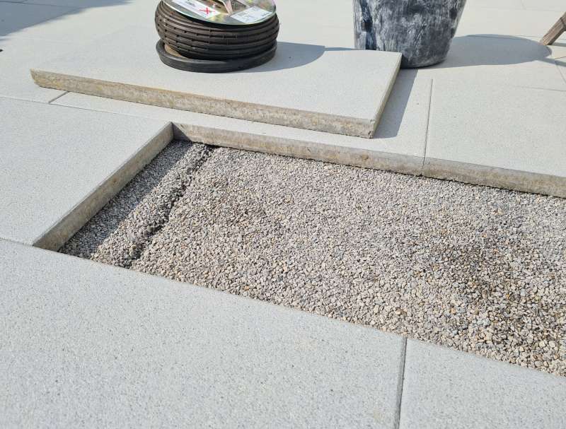 BAU.DE / BAU-Forum: 1. Bild zu Frage "Edelsplit oder nicht?" im BAU-Forum "Baustoffe"