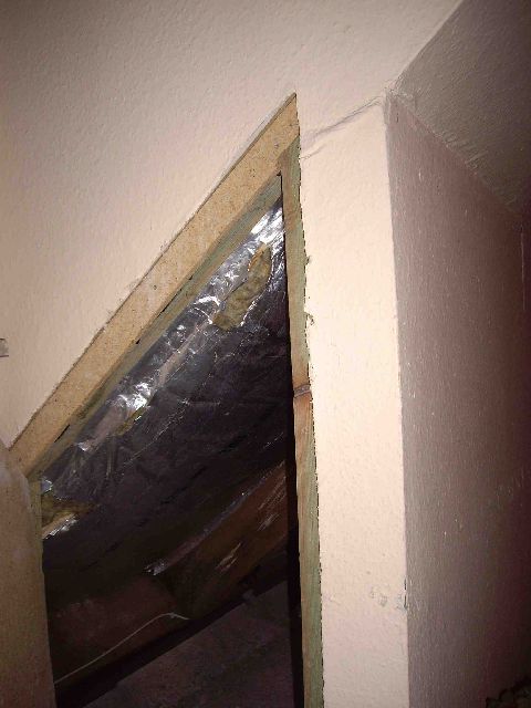 BAU.DE / BAU-Forum: 1. Bild zu Frage "Dachd&auml;mmung mit Alukaschierung: Luftspalt, Austausch & Risiken in der Dachschr&auml;ge?" im BAU-Forum "Dach"