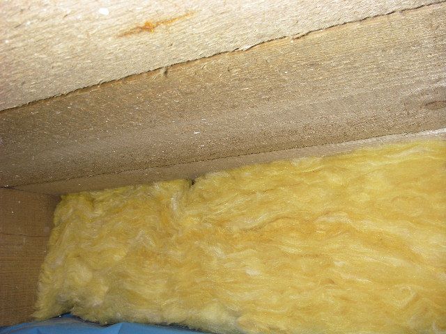 BAU.DE / BAU-Forum: 1. Bild zu Antwort "zweites Bild" auf die Frage "Schimmel im Kniestock: Ursachen, Gefahren & Sanierung bei Feuchtigkeit im Dach" im BAU-Forum "Dach"