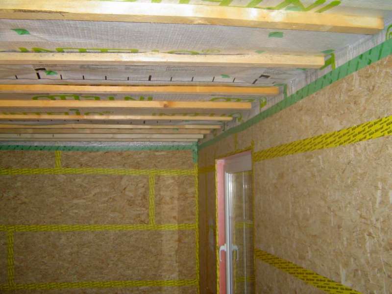 BAU.DE / BAU-Forum: 3. Bild zu Frage "Unbel&uuml;ftetes Flachdach voll ged&auml;mmt: Aufbau, Risiken & Sanierungskosten?" im BAU-Forum "Dach"