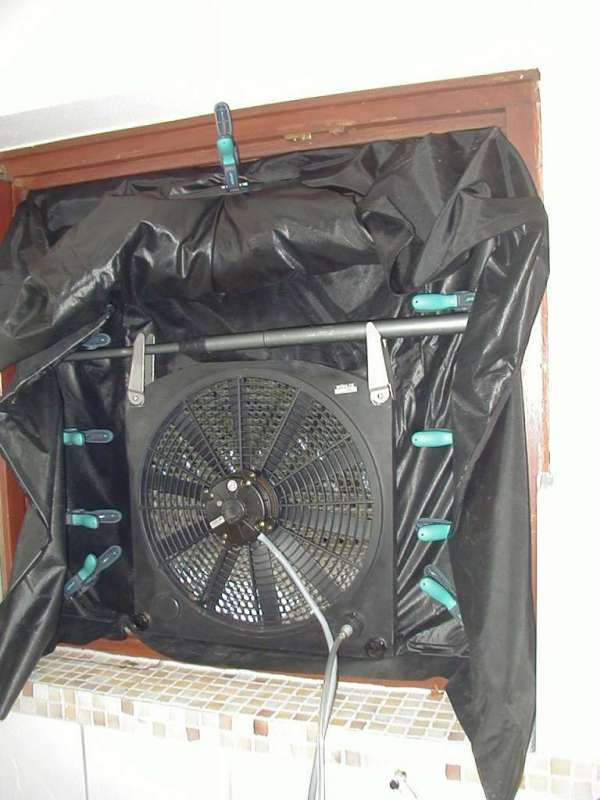 BAU.DE / BAU-Forum: 1. Bild zu Antwort "Dampfbremse: Nut-Feder-Fußboden – Luftdichte Ebene im Holzrahmenbau" auf die Frage "Dachdämmung mit Dampfbremse: Abstand Sparren, Folie richtig verlegen & häufige Fehler vermeiden?" im BAU-Forum "Dach" BAU.DE / BAU-Forum: 1. Bild zu Antwort "Dampfbremse: Nut-Feder-Fußboden – Luftdichte Ebene im Holzrahmenbau" auf die Frage "Dachdämmung mit Dampfbremse: Abstand Sparren, Folie richtig verlegen & häufige Fehler vermeiden?" im BAU-Forum "Dach"