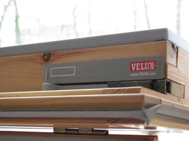 BAU.DE / BAU-Forum: 2. Bild zu Frage "Undichtes Velux Fenster: Ursachen, L&ouml;sungen & Hilfe vom Fachmann?" im BAU-Forum "Dach"