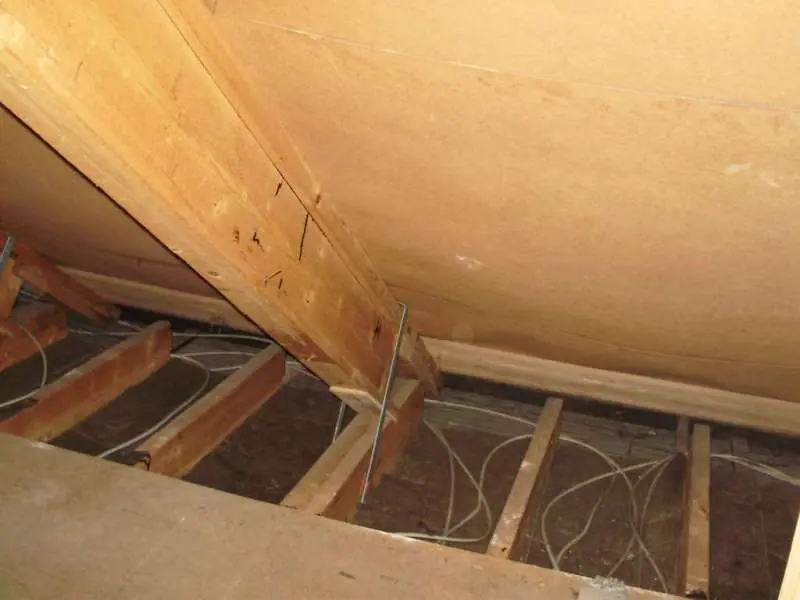 BAU.DE / BAU-Forum: 1. Bild zu Frage "Zwischensparrend&auml;mmung im OKAL-Fertighaus: Holzfaser, Hanf & Hinterl&uuml;ftung &ndash; Aufbau, Kosten?" im BAU-Forum "Dach"