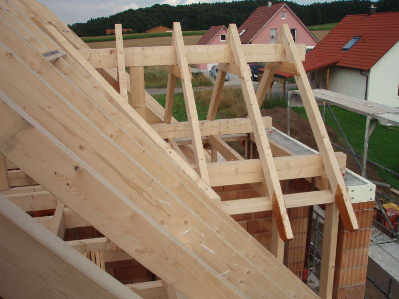 BAU.DE / BAU-Forum: 1. Bild zu Frage "Gauben-Au&szlig;enwand: Welches Material ist optimal? D&auml;mmung, Aufbau & Kosten" im BAU-Forum "Dach"