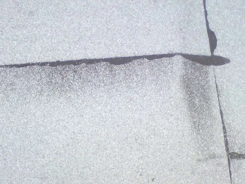 BAU.DE / BAU-Forum: 2. Bild zu Frage "Dachdurchdringungen sicher abdichten: Anleitung f&uuml;r L&uuml;ftungsrohre & Co. im Neubau" im BAU-Forum "Dach"