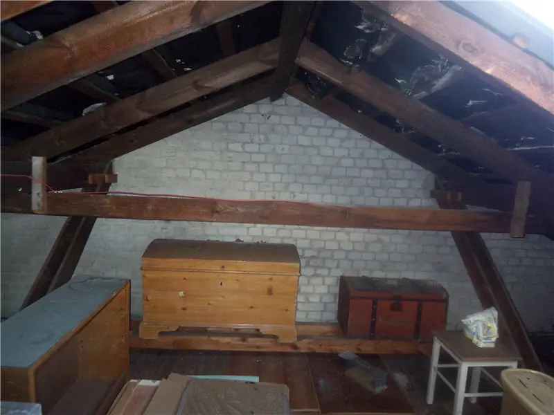 BAU.DE / BAU-Forum: 1. Bild zu Frage "Dachbalken entfernen beim Dachausbau: Voraussetzungen, Statik & Risiken?" im BAU-Forum "Dach"