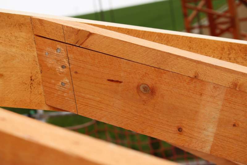 BAU.DE / BAU-Forum: 2. Bild zu Frage "Dachsparren pr&uuml;fen: Abst&auml;nde, Holzqualit&auml;t & zus&auml;tzliche Verst&auml;rkung beim Walmdach?" im BAU-Forum "Dach"