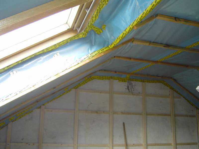 BAU.DE / BAU-Forum: 4. Bild zu Frage "Dachausbau: D&auml;mmung, Verlattung & GKP-Beplankung &ndash; Reihenfolge, Folie pr&uuml;fen!" im BAU-Forum "Dach"