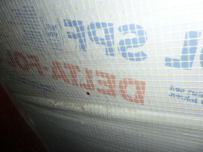 BAU.DE / BAU-Forum: 2. Bild zu Frage "UV-geschädigte Unterspannbahn reparieren: Ursachen, Risiken & Sanierungskosten?" im BAU-Forum "Dach" BAU.DE / BAU-Forum: 2. Bild zu Frage "UV-geschädigte Unterspannbahn reparieren: Ursachen, Risiken & Sanierungskosten?" im BAU-Forum "Dach"