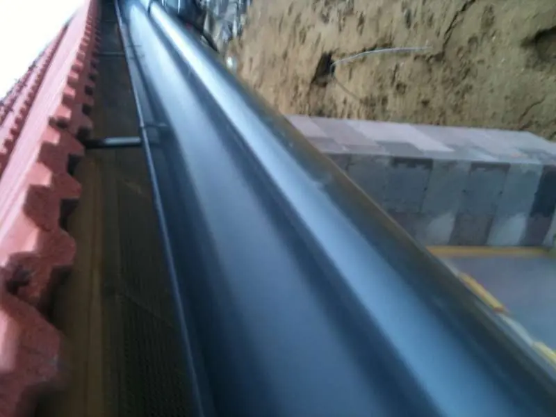 BAU.DE / BAU-Forum: 2. Bild zu Frage "Traufenblech notwendig? Winddichtheit, Funktion & Alternativen pr&uuml;fen!" im BAU-Forum "Dach"